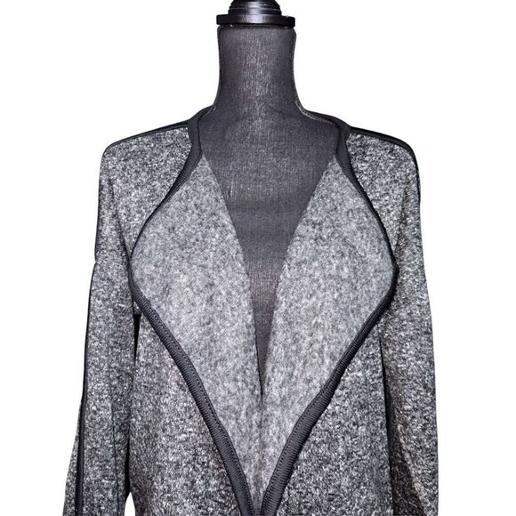 Banana Republic Open Front Cardigan - Picture 3 of 9